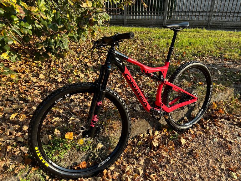 Used Orbea OIZ M20 TR 2022 2022 Mountainbike, Orange, 29 — image 1 of 10