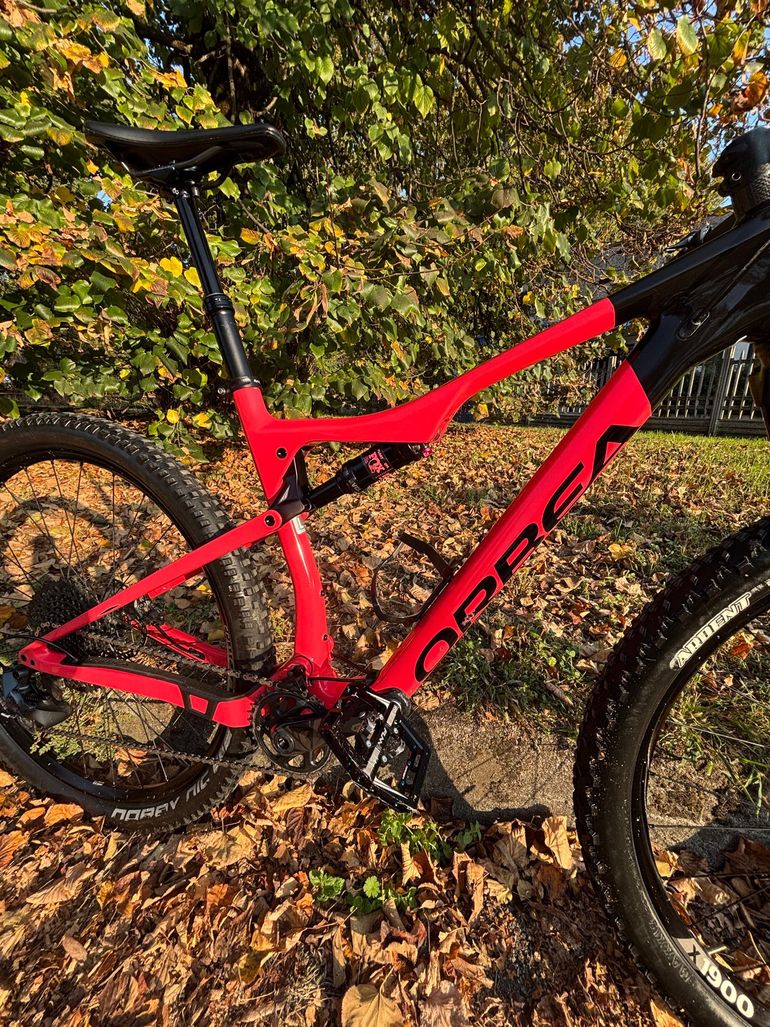 Used Orbea OIZ M20 TR 2022 2022 Mountainbike, Orange, 29 — image 7 of 10