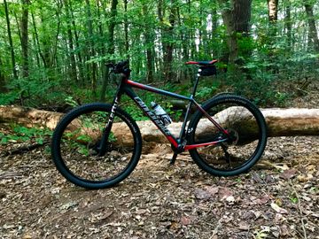 Used Cannondale F-si Shimano Deore XT 2017 Mountainbike, Light Gray, 29 — image 1 of 7