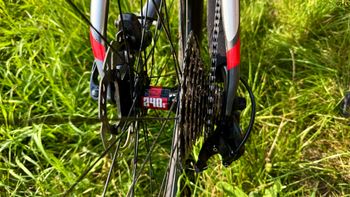 Used Cannondale F-si Shimano Deore XT 2017 Mountainbike, Light Gray, 29 — image 4 of 7
