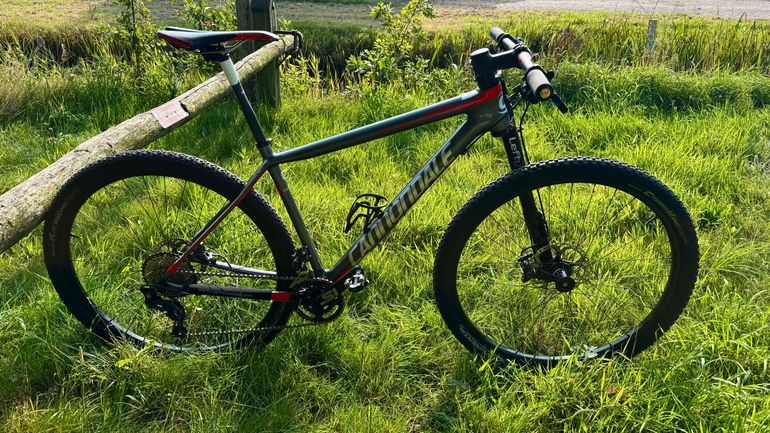 Used Cannondale F-si Shimano Deore XT 2017 Mountainbike, Light Gray, 29 — image 7 of 7