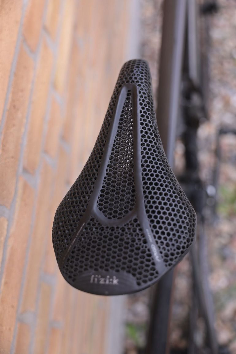 Used Canyon Aeroad CFR eTap 2023 2023 Road & Gravel, Black — image 5 of 9
