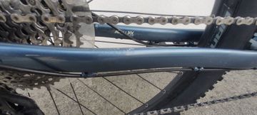 Used Giant Talon Shimano Deore 2023 Mountainbike, Blue — image 9 of 11
