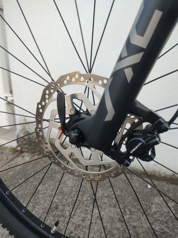 Used Giant Talon Shimano Deore 2023 Mountainbike, Blue — image 2 of 11
