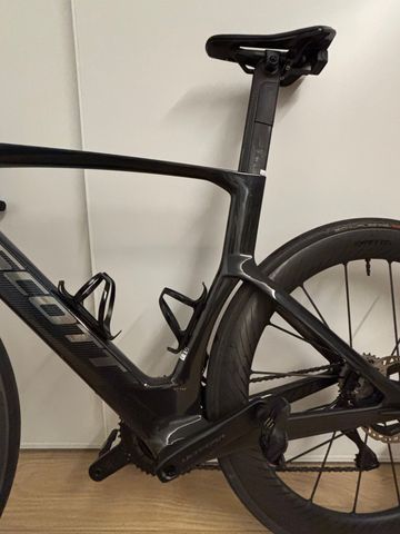 Used Scott Foil RC 10 2024 2024 Road & Gravel, Blue — image 1 of 12