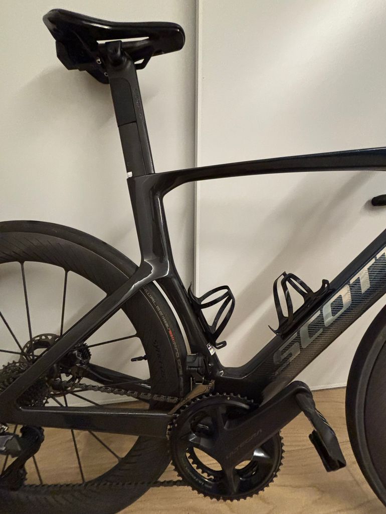 Used Scott Foil RC 10 2024 2024 Road & Gravel, Blue — image 3 of 12