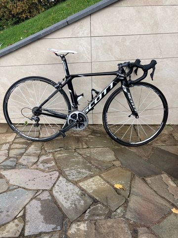 Gebrauchtes Scott Addict Shimano Dura Ace 2015 Road & Gravel, Schwarz — Bild 1 von 4