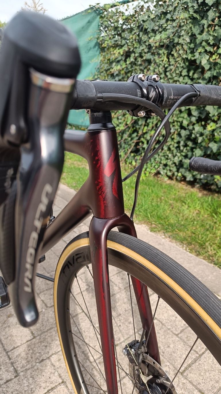 Used Specialized Aethos Expert 2021 Road & Gravel, Red — image 5 of 9