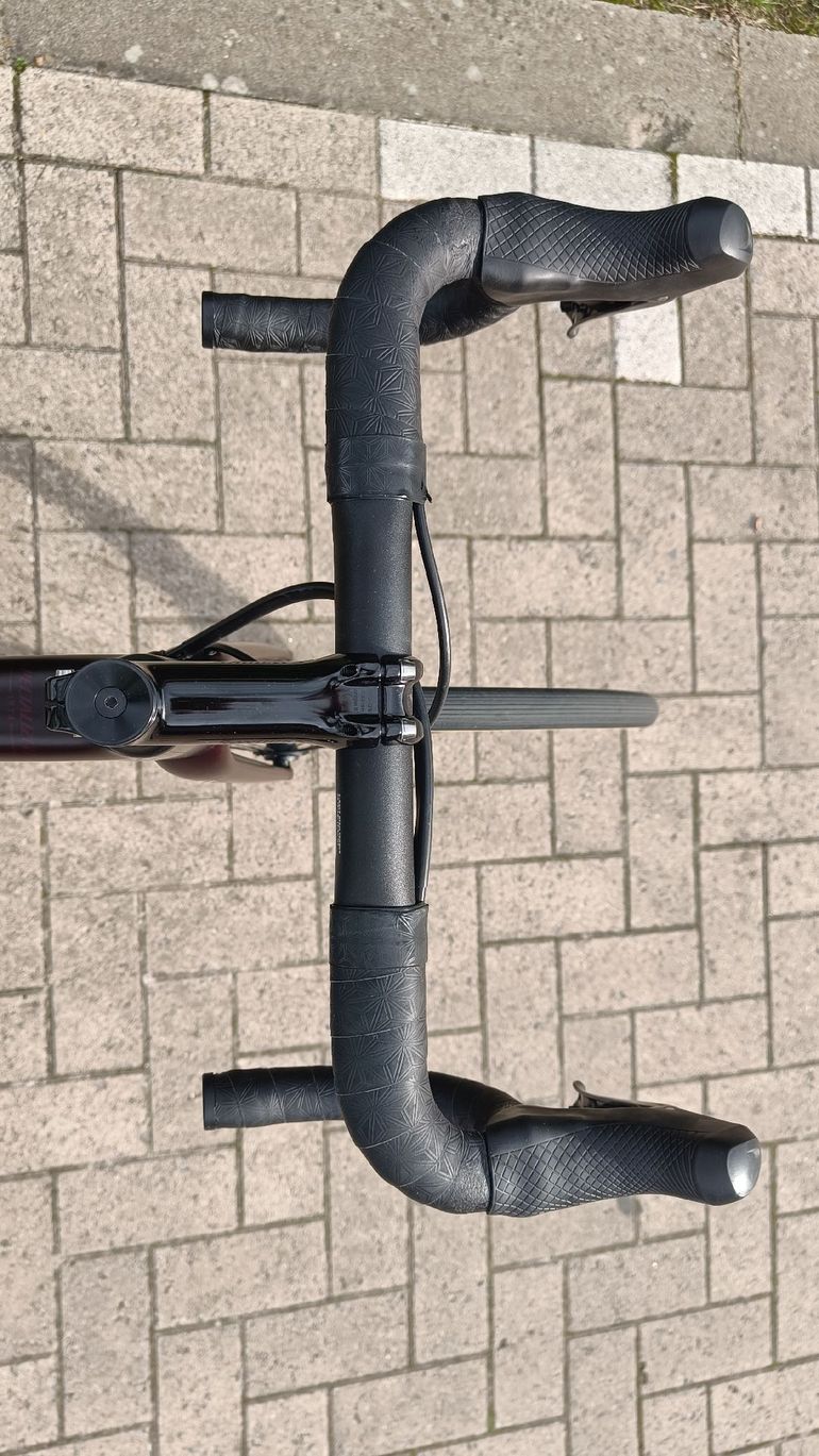 Used Specialized Aethos Expert 2021 Road & Gravel, Red — image 7 of 9
