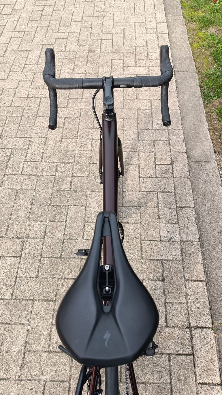 Used Specialized Aethos Expert 2021 Road & Gravel, Red — image 6 of 9