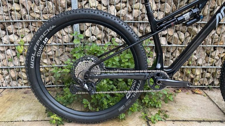 Used Arc8 Essential 2 2024 Mountainbike, Black — image 2 of 18