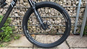 Used Arc8 Essential 2 2024 Mountainbike, Black — image 4 of 18