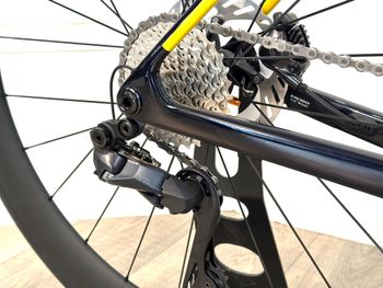 Used Trek Madone SLR 7 Gen 7 2024 2024 Road & Gravel — image 8 of 10