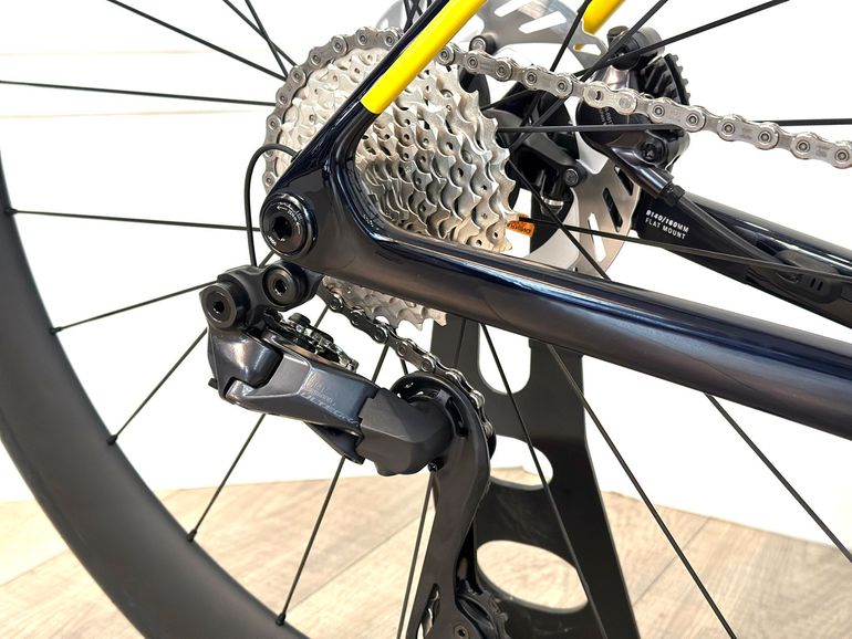 Used Trek Madone SLR 7 Gen 7 2024 2024 Road & Gravel — image 8 of 10
