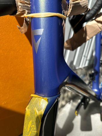 Used Giant Defy Advanced Pro 0 2025 2025 Road & Gravel, Blue — image 3 of 13