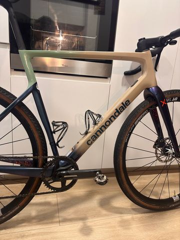 Used Cannondale Supersix SRAM Apex 2024 Road & Gravel, Blue — image 2 of 8