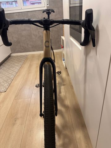 Used Cannondale Supersix SRAM Apex 2024 Road & Gravel, Blue — image 6 of 8