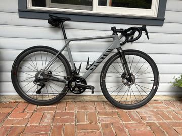 Used Canyon Ultimate CF SL 8 Disc 2023 2023 Road & Gravel, Light Gray — image 1 of 8