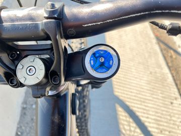 Used Scott Gambler 720 2017 2017 Mountainbike, Black, 27.5 — image 3 of 17