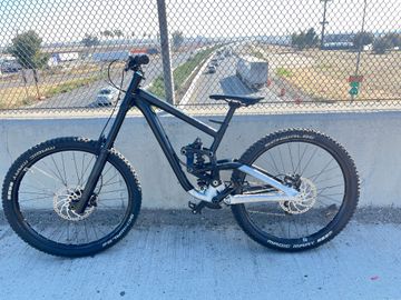 Used Scott Gambler 720 2017 2017 Mountainbike, Black, 27.5 — image 15 of 17