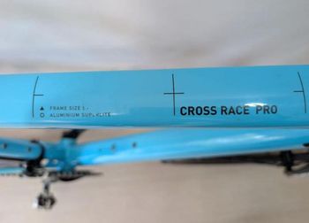 Used CUBE CROSS RACE PRO 2022 2022 Road & Gravel, Blue — image 6 of 6