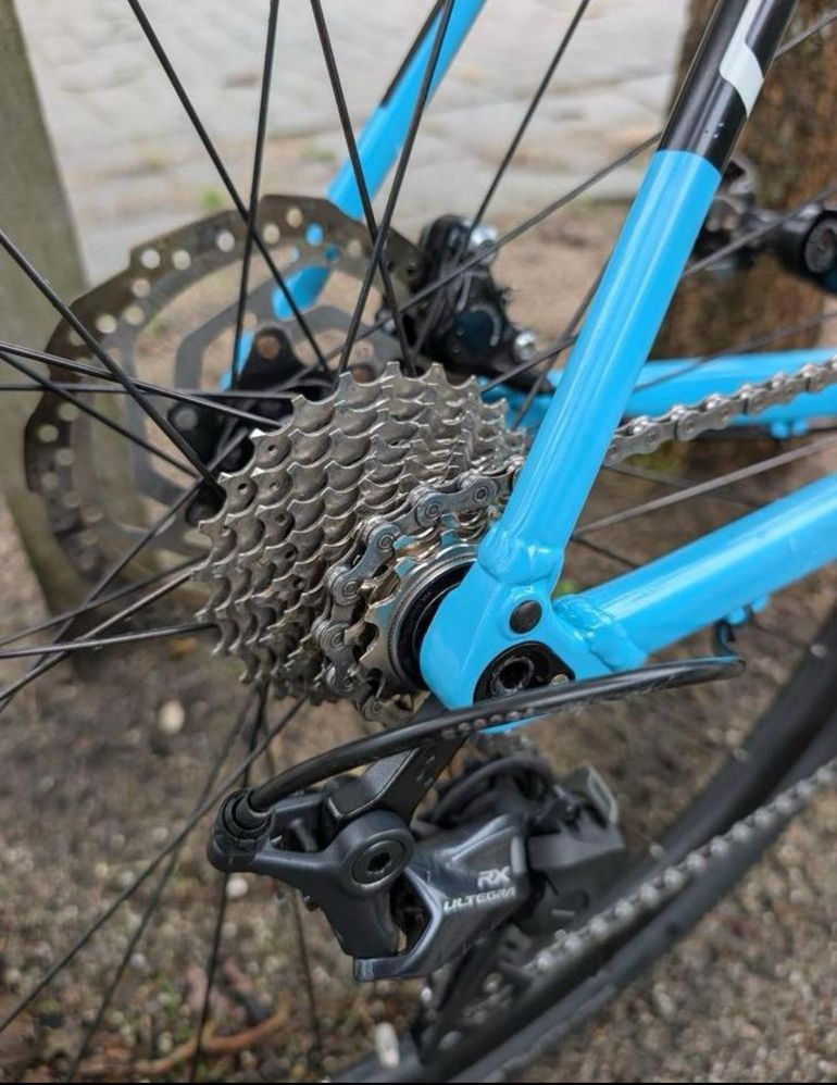Used CUBE CROSS RACE PRO 2022 2022 Road & Gravel, Blue — image 5 of 6