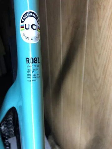 Used Canyon Aeroad CF SLX 8 Di2 2023 2023 Road & Gravel, Blue — image 5 of 10