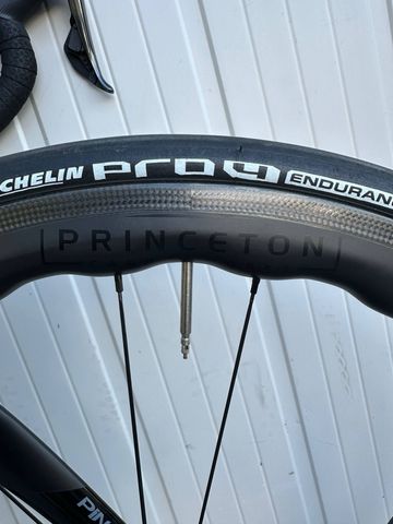 Brugt Pinarello Dogma F Rim 2023 2023 Road & Gravel — billede 13 af 15