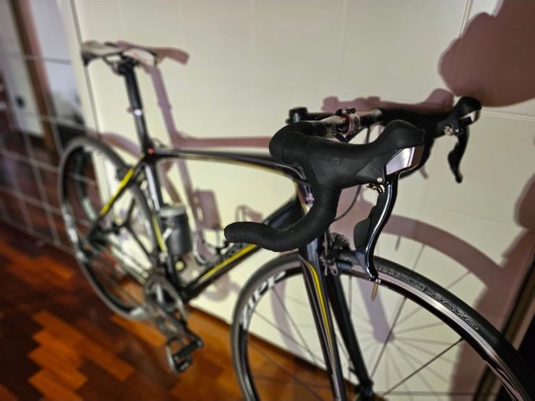 Used Trek Trek Madone 5.2 Dura Ace 10 Vel 2010 Road & Gravel, Schwarz — image 4 of 5