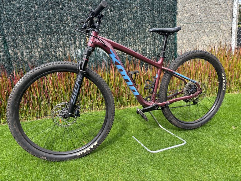 Used Kona Kahuna Shimano SLX 2023 Mountainbike, Red — image 2 of 6