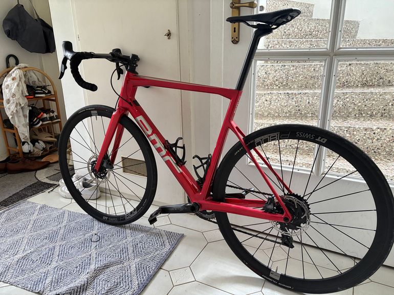 Used BMC Teammachine SLR TWO 2022 2022 Road & Gravel, Red — image 2 of 4