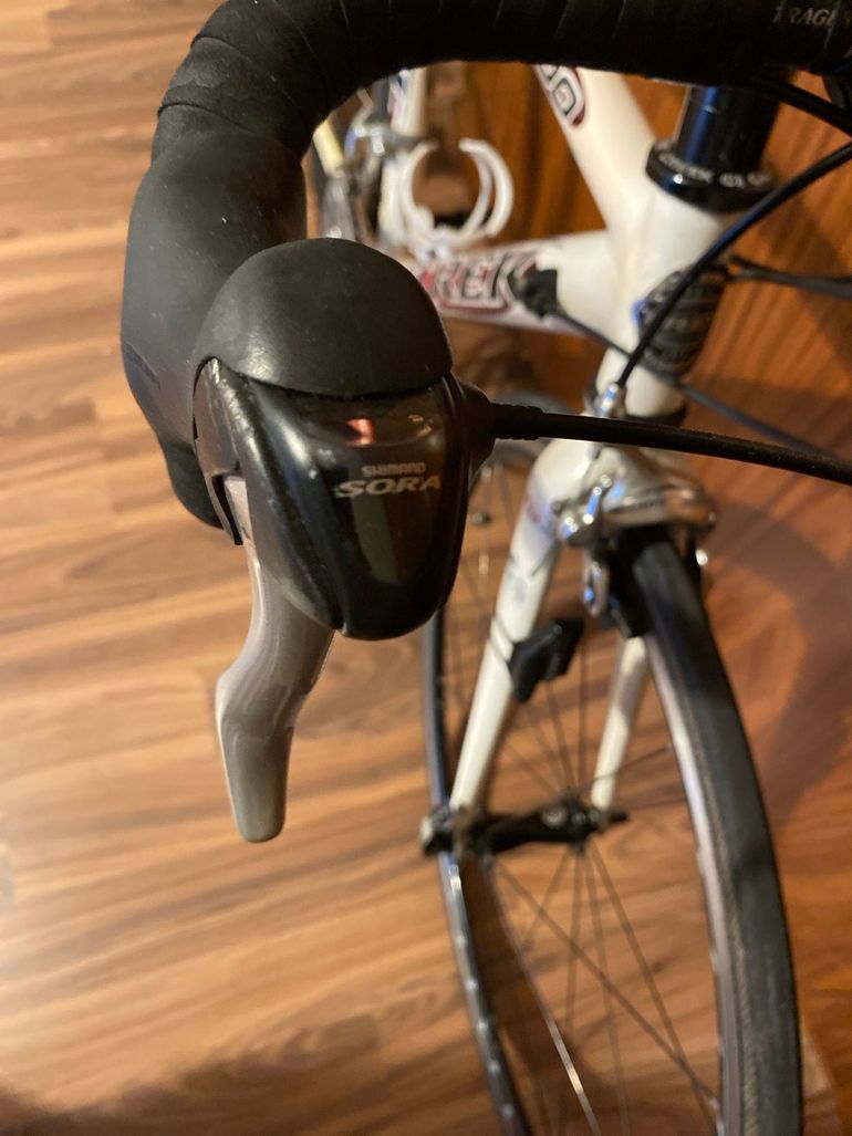 Used Trek 2200 WSD 2003 2003 Road & Gravel, White — image 6 of 6