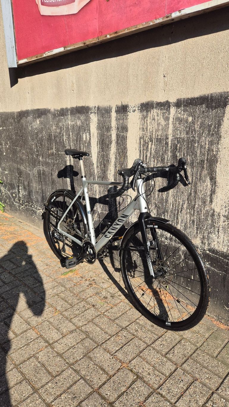 Used Canyon Grail Shimano GRX 2021 Road & Gravel, Light Gray — image 2 of 4