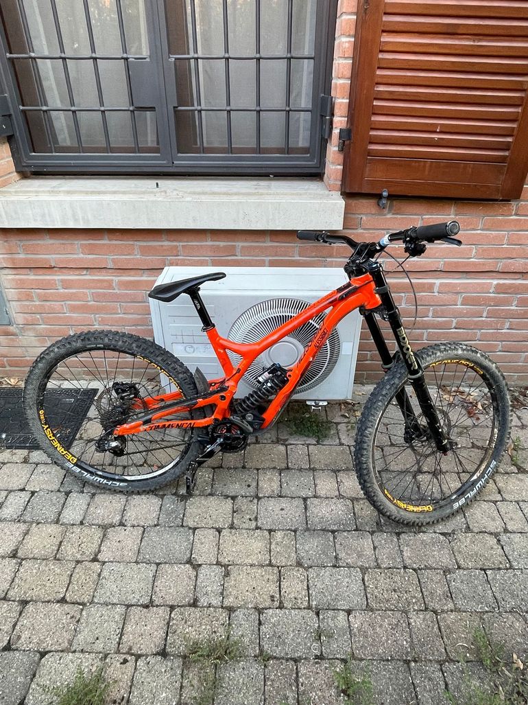 Commencal SUPREME DH Shimano GRX 2018 - Main Image