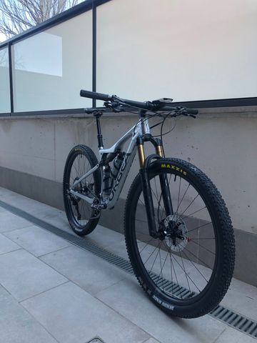 Used Orbea OIZ M PRO TR 2022 2022 Mountainbike, Light Gray, 29 — image 2 of 3