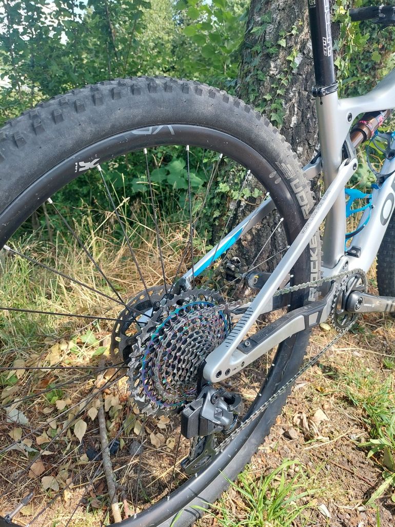 Used Orbea OIZ M-LTD 2020 2020 Mountainbike, Light Gray, 29 — image 3 of 4