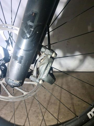 Canyon Torque AL. 7.0 2018 Mountainbike usato, Nero — immagine 8 di 13