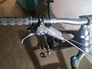 Canyon Torque AL. 7.0 2018 Mountainbike usato, Nero — immagine 13 di 13