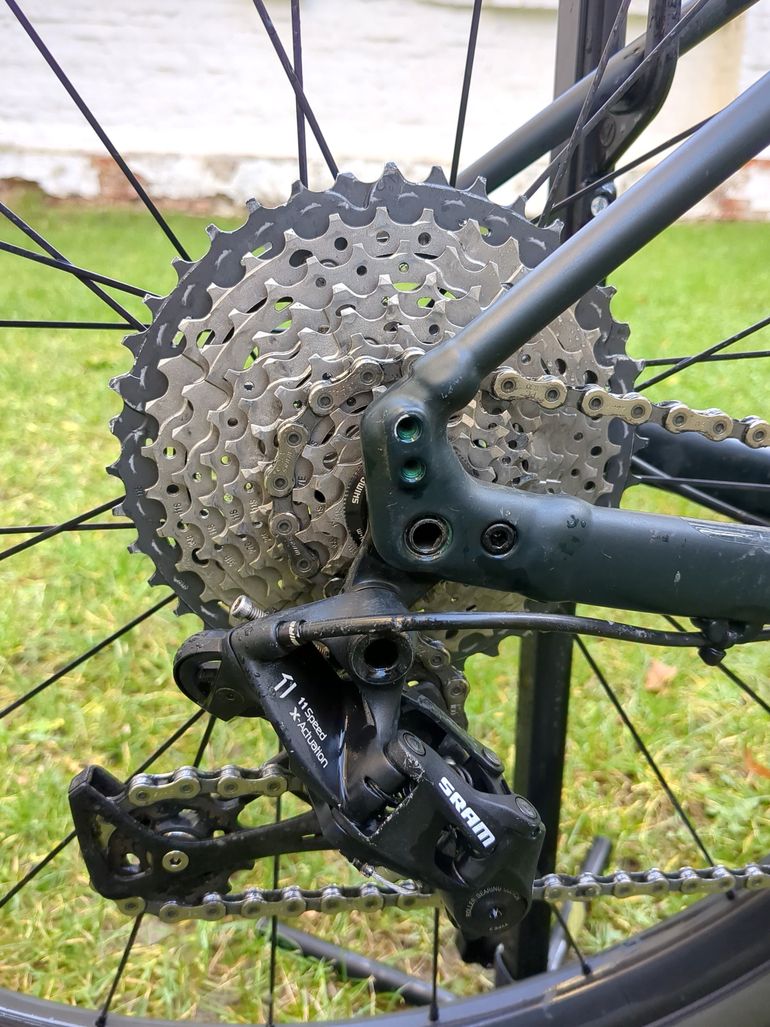 Used Specialized Diverge Comp EVO 2021 Road & Gravel, Green — image 2 of 10