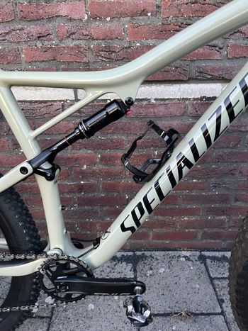 Used Specialized Epic Evo 2019 2019 Mountainbike, Green — image 10 of 14