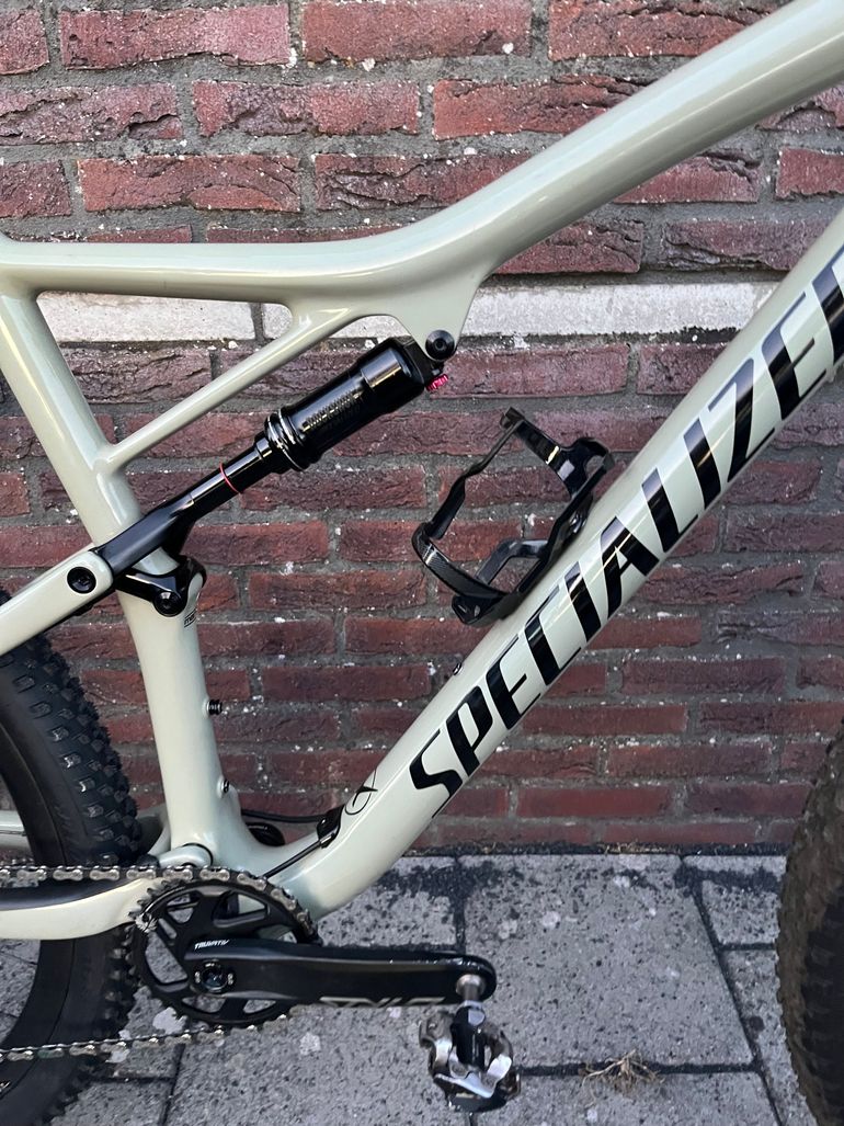 Used Specialized Epic Evo 2019 2019 Mountainbike, Green — image 10 of 14