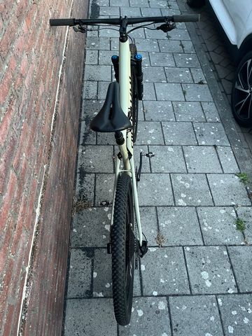 Used Specialized Epic Evo 2019 2019 Mountainbike, Green — image 11 of 14