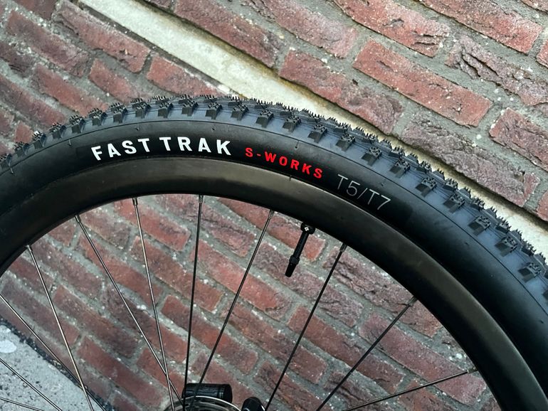 Used Specialized Epic Evo 2019 2019 Mountainbike, Green — image 4 of 14