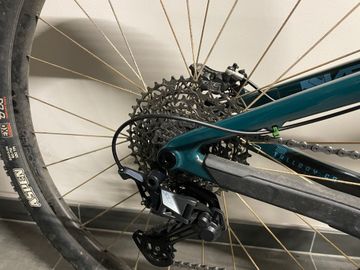 Used Santa Cruz Tallboy 3 CC 2020 Mountainbike, Green — image 11 of 11