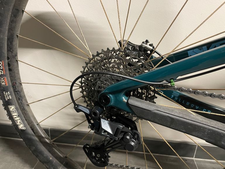 Used Santa Cruz Tallboy 3 CC 2020 Mountainbike, Green — image 11 of 11
