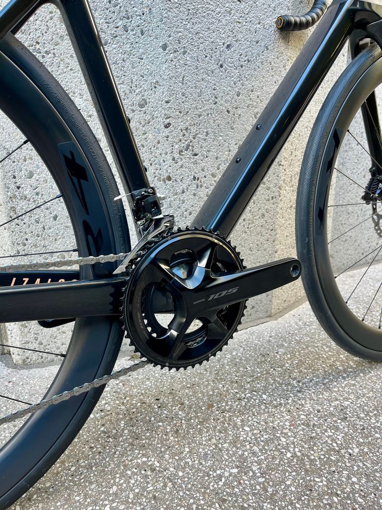 Used Focus IZALCO MAX 8.8 2024 2024 Road & Gravel, Black — image 11 of 17