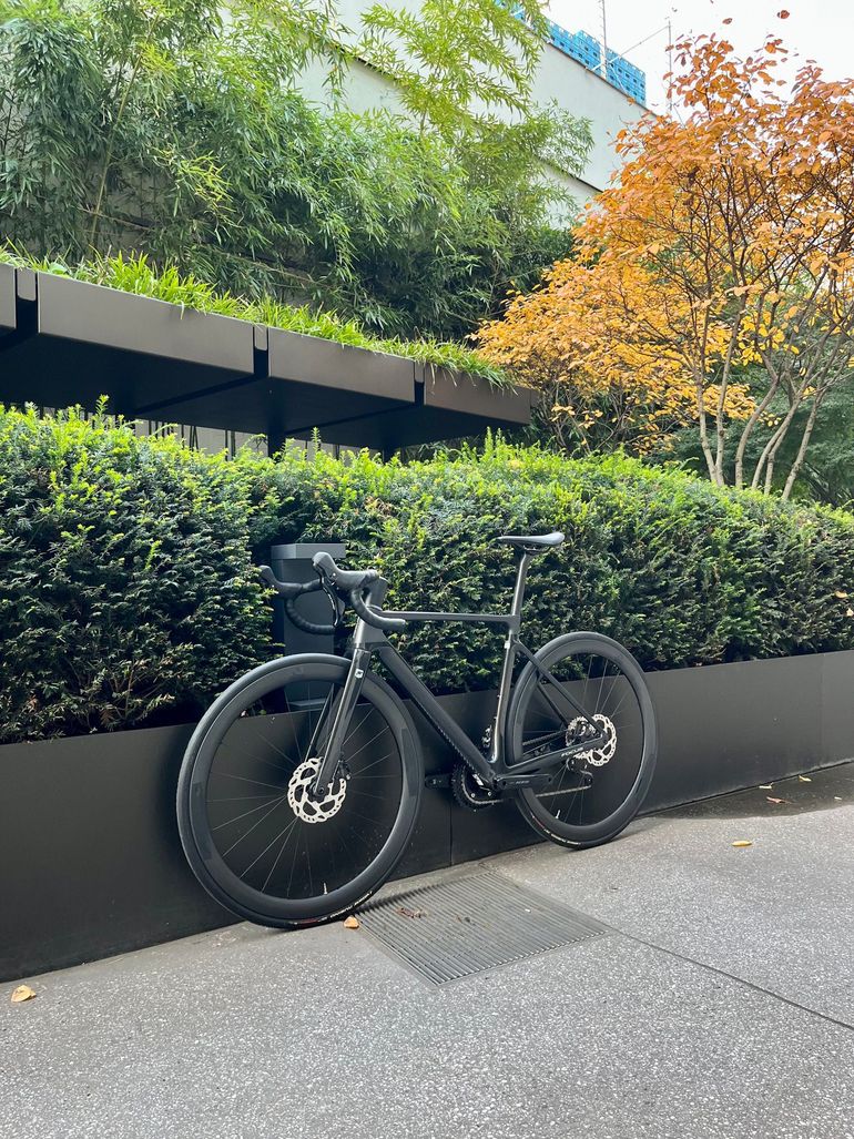 Used Focus IZALCO MAX 8.8 2024 2024 Road & Gravel, Black — image 16 of 17