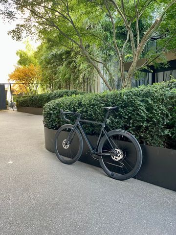 Used Focus IZALCO MAX 8.8 2024 2024 Road & Gravel, Black — image 15 of 17