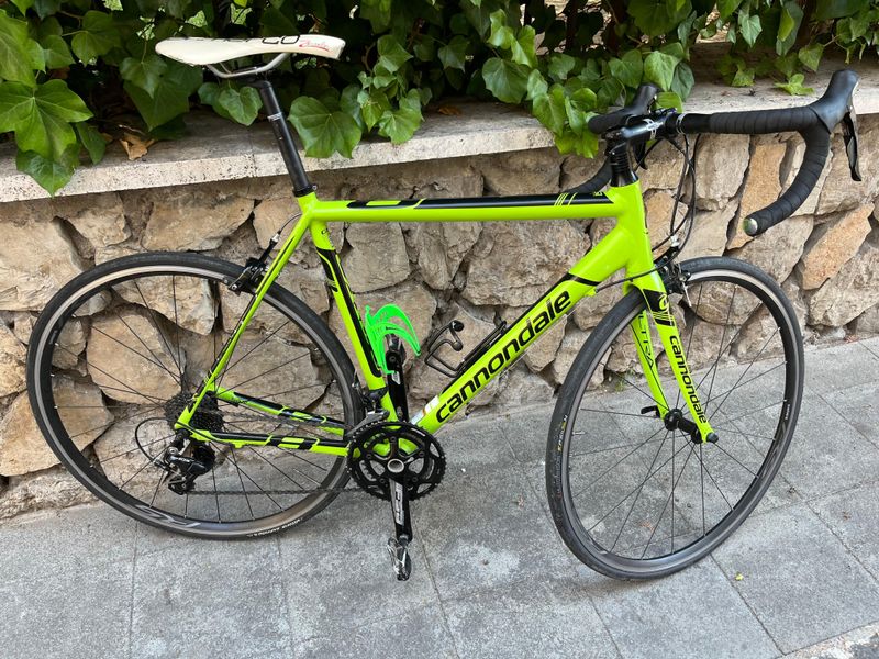Cannondale CAAD 8 2015 Road & Gravel d'occasion