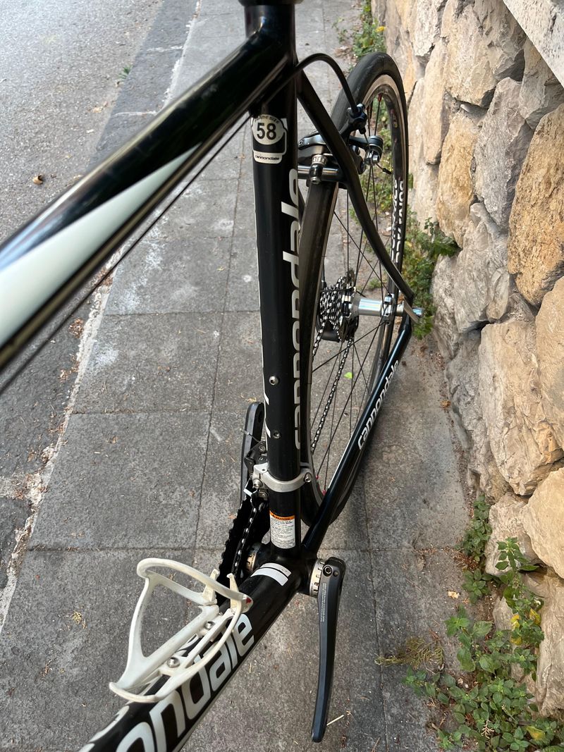 Used Cannondale CAAD 8 2011 Road & Gravel, Black — image 9 of 13